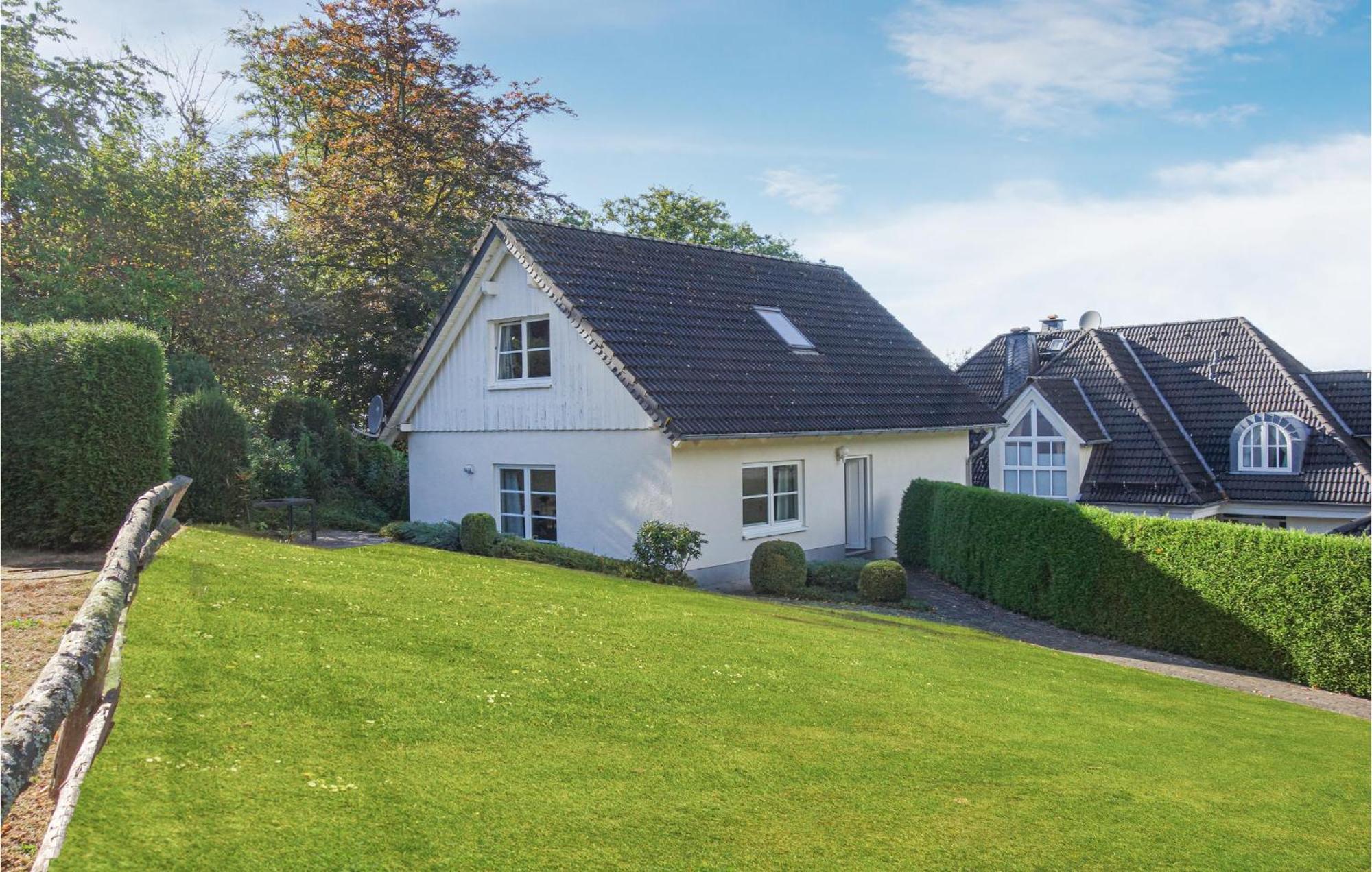 Gorgeous Home In Attendorn With Kitchen Exterior photo